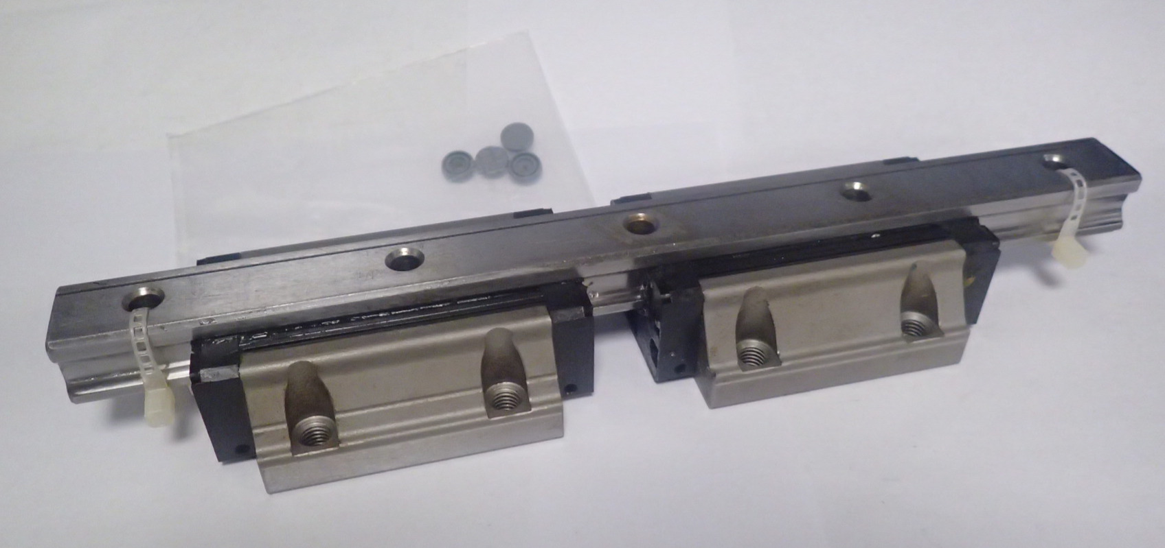 UDL0477S-GK LINEAR GUIDE RAIL ASSEMBLY WITH BEARING CARRIAGE INDUSTRIAL MOTION SYSTEM