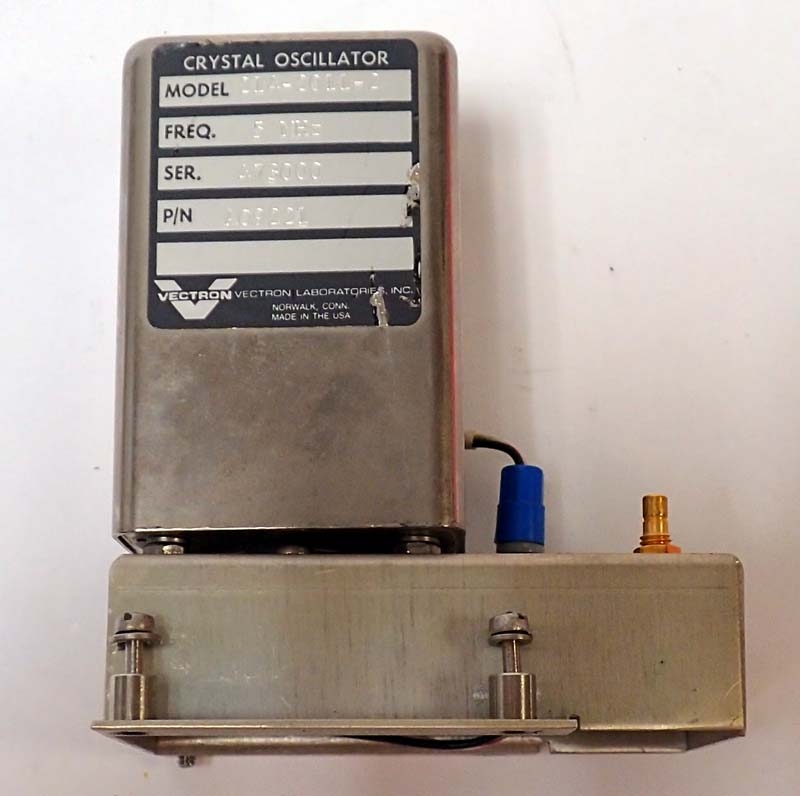 Vectron Crystal Oscillator 214-2011-2 Freq. 5 MHz P/N A09221
