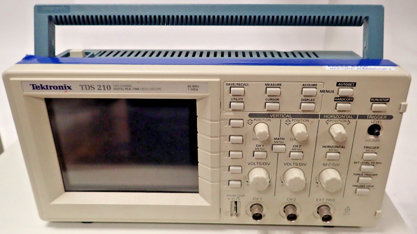 Tektronix TDS 210 2-Channel Digital Real-Time Oscillocope, 60Mhz - 1GS/s