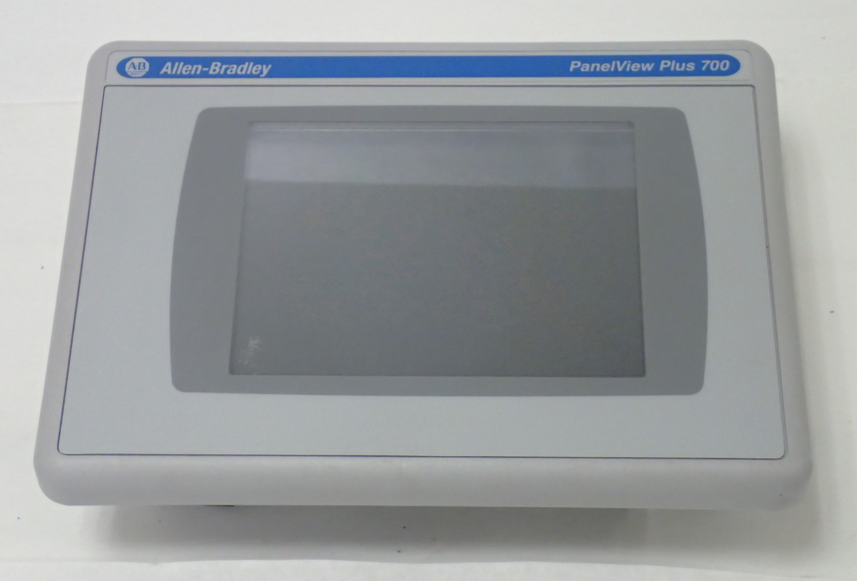 ALLEN-BRADLEY PANELVIEW PLUS 700 INDUSTRIAL HUMAN-MACHINE INTERFACE TERMINAL. MINT CONDITION!