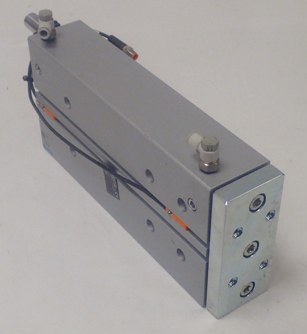 Festo DFM-40-200-P-A-KF guided pneumatic drive (guided air cylinder)