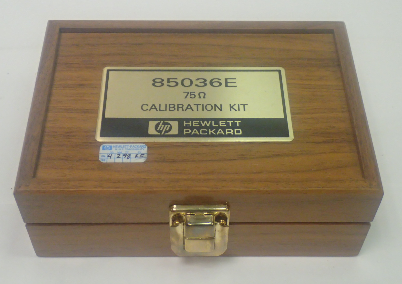 Hewlett-Packard (HP) 85036E 75-ohm Type-N economy mechanical calibration kit / Complete set