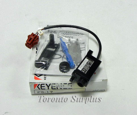 Keyence FS-17 Fibre Amplifier, Photoelectric Sensor with Install Kit, PNP, 12-24V, BNIB / NOS