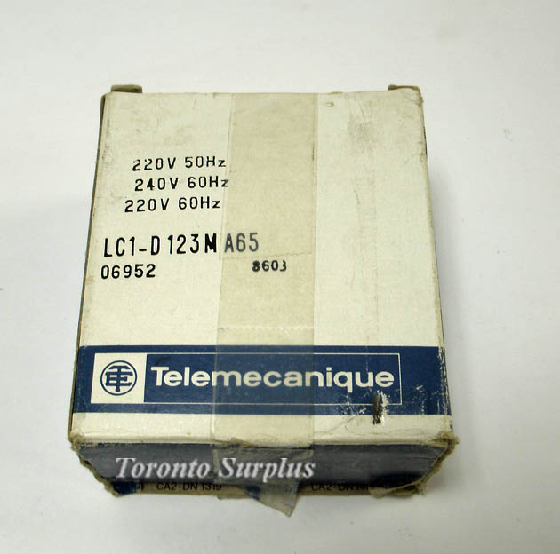Telemecanique LC1 Contactor 12 Amps LC1D-123MA65 / LC1DMA65 / BNIB / NOS