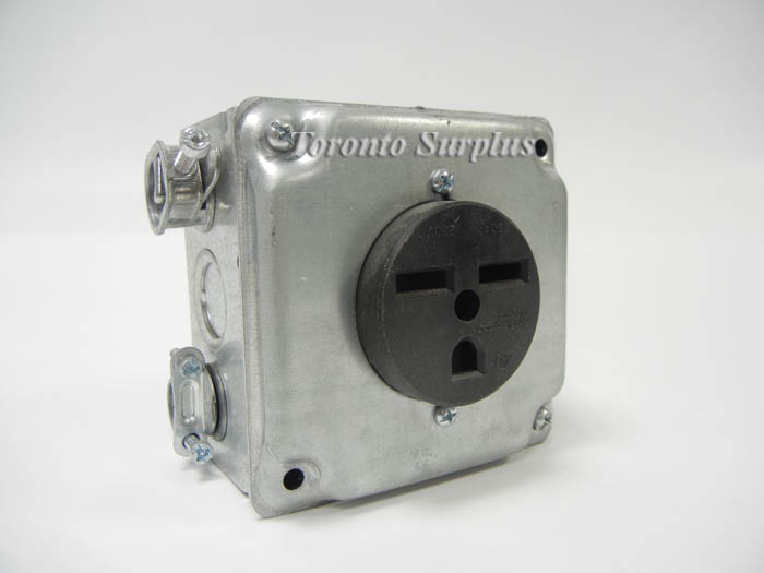Pass and Seymour 8-0067-0068 / 80067006830 Recepticle with Box and Mounting Plate 30A, 250V