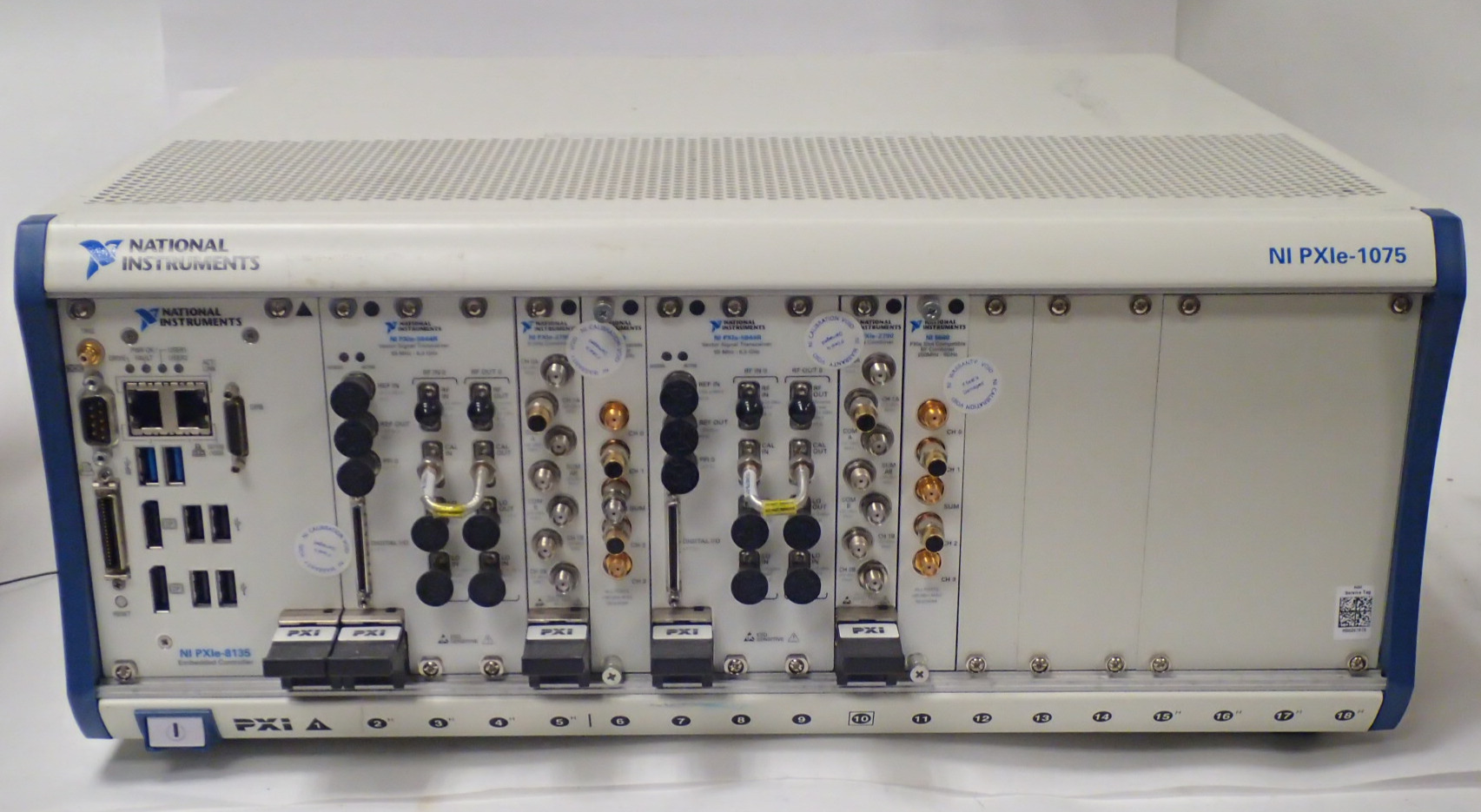 National Instruments Dual VST System with NI PXIe-1075 18-Slot PXI Chassis, 1 x NI PXIe-8135 2.23 GHz Quad-Core PXI Express Controller