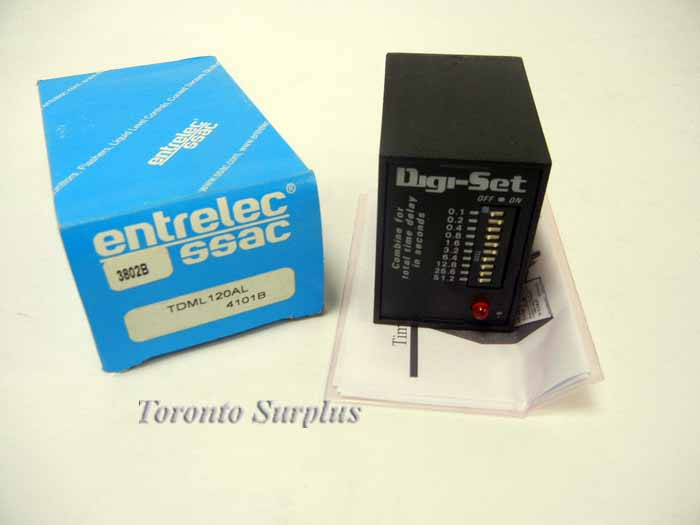 Entrelec TDML120AL Timer Delay-On-Make 120V AC 50/60Hz, 8 Pin, BNIB/NOS