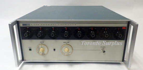 Fluke 6160B Synthesized RF Signal Generator, 100MHz with Option 2