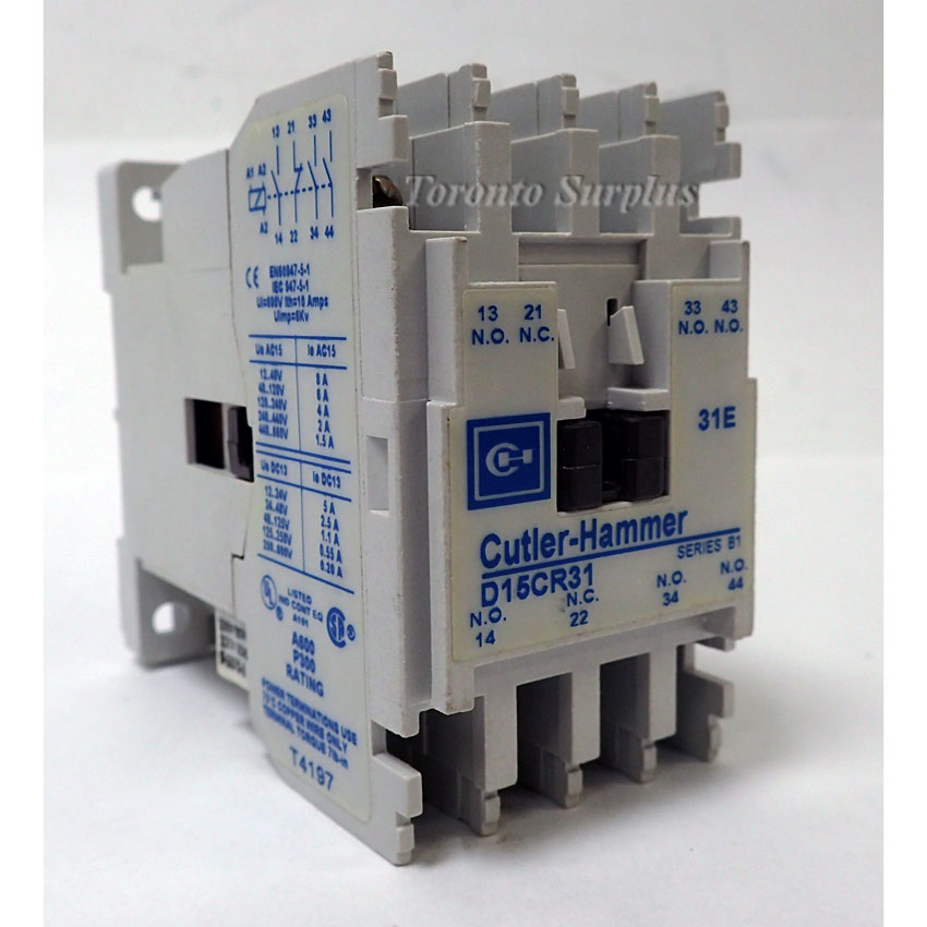Cutler Hammer D15CR31AB 600 Volt Multipole Relay, 4-pole, 3no - 1nc Contacts, 120 Vac/ 50 Hz - 110 Vac/ 60 Hz Coil BNIB NOS