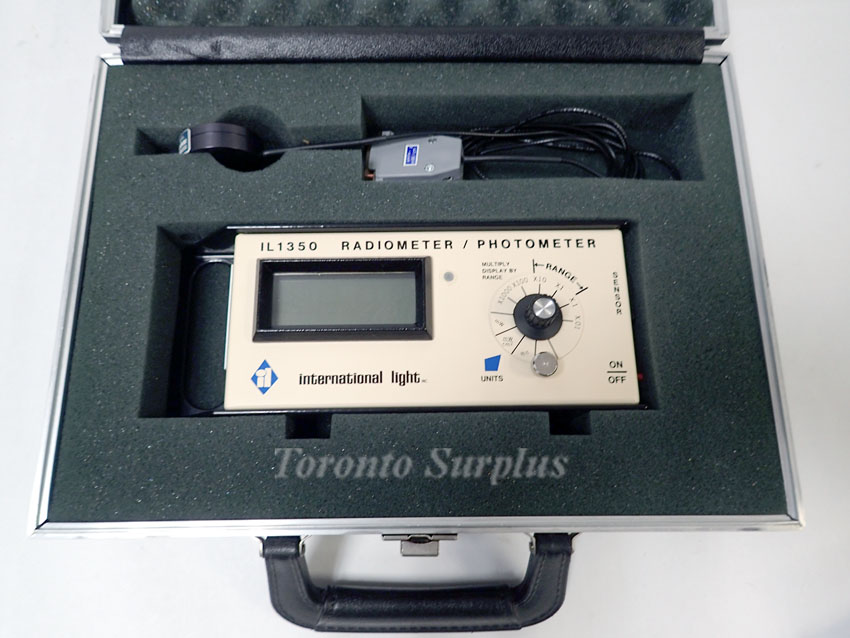 International Light IL1350 Radiometer / Photometer with XRD 140B Photoresist Detector