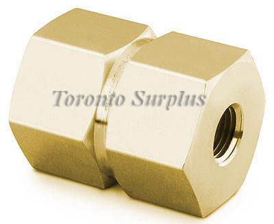 Swagelok B-12-HRCG-8 Brass Pipe Fitting BRAND NEW / NOS