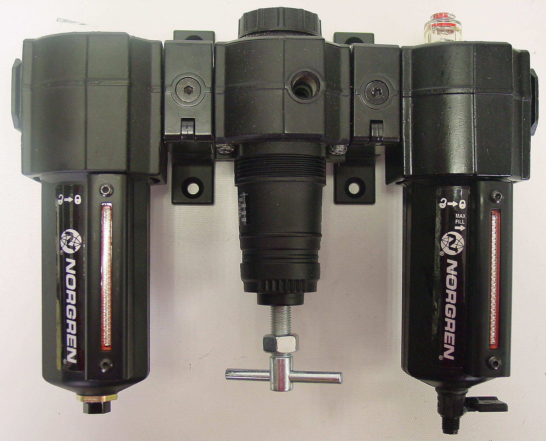 Norgren Express R74G-4AT-RMG/ R74G4ATRMG General Purpose Regulator BRAND NEW / NOS rm