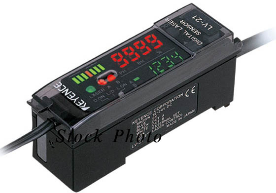 Keyence LV-21AP / LV21AP LV Series Photoelectric Digital Laser Optic Sensor BNIB / NOS