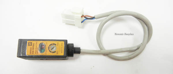 Omron E3S-DS10B4 / E3SDS10B4 Photoswitch, Diffuse, PNP