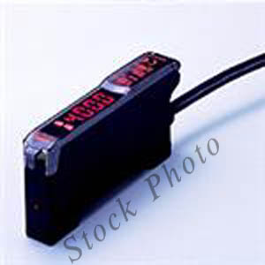 Omron E3X-DA41N / E3XDA41N Optical Fibre Amplifier Sensor, PNP; IP50