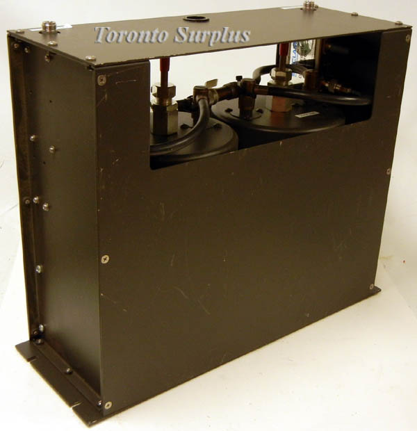 Sinclair Technologies YA3-01260-01 / TJ3212 UHF 2 Cavity (6.5''x10.75'') Duplexer with 2 Dual Ferrite Isolators 13213A and Heatsinks, Rack Mount Box, Frequency TX: 421.7625, TX: 421.4250 MHz