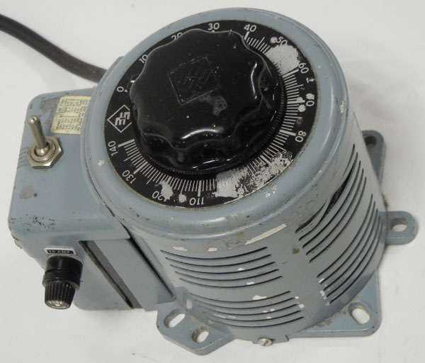 Superior Electric 116 Powerstat Variable Transformer / Variac, Enclosed with Output Receptacle, 1 kVA, 0-140 V, 7.5 A